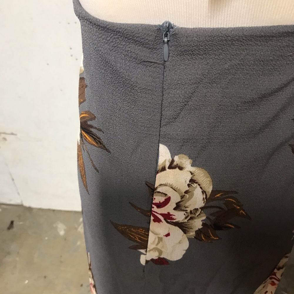 🌟✨SALE!✨🌟 Floral dress! - Picture 8 of 9